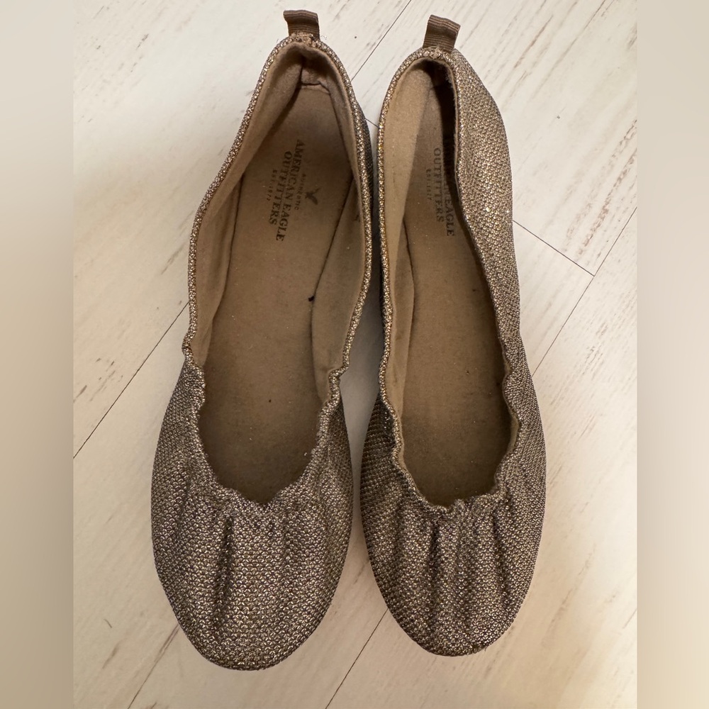 American Eagle gold slip on ballet flats size 8